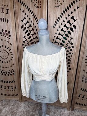 Source Unknown Cream Off-Shoulder Long Sleeve Crop Top